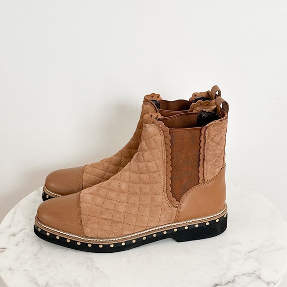 NEW Free People Atlas Chelsea Studded Booties Quilted Camel Size 39 EU 9 US - Picture 8 of 9